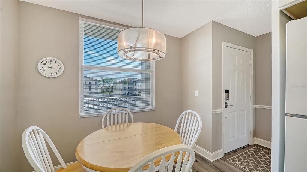 En Venta: $305,000 (2 camas, 2 baños, 1238 Pies cuadrados)