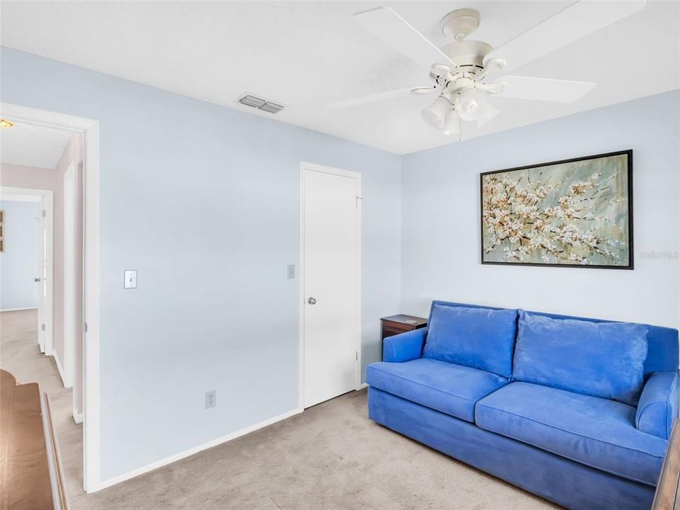 待售: $399,000 (2 贝兹, 2 浴室, 1200 平方英尺)