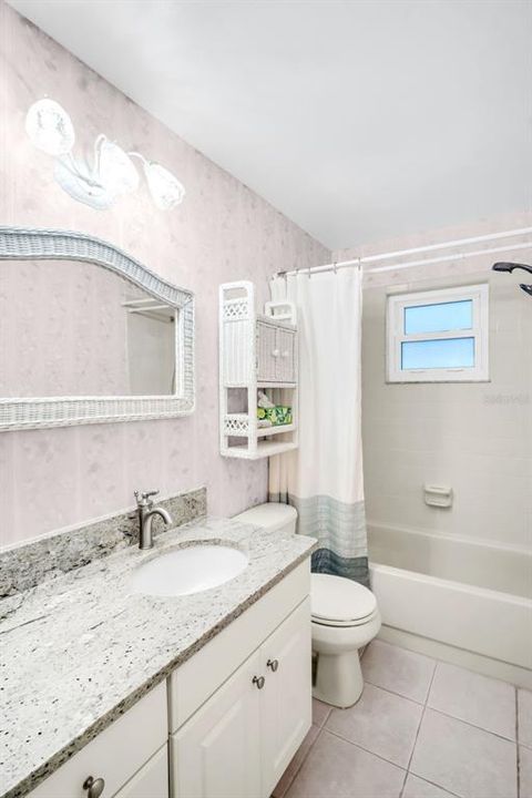 待售: $399,000 (2 贝兹, 2 浴室, 1200 平方英尺)