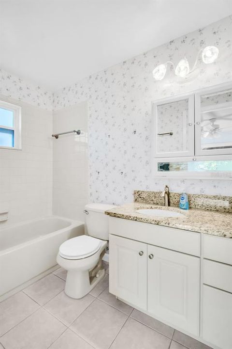 待售: $399,000 (2 贝兹, 2 浴室, 1200 平方英尺)