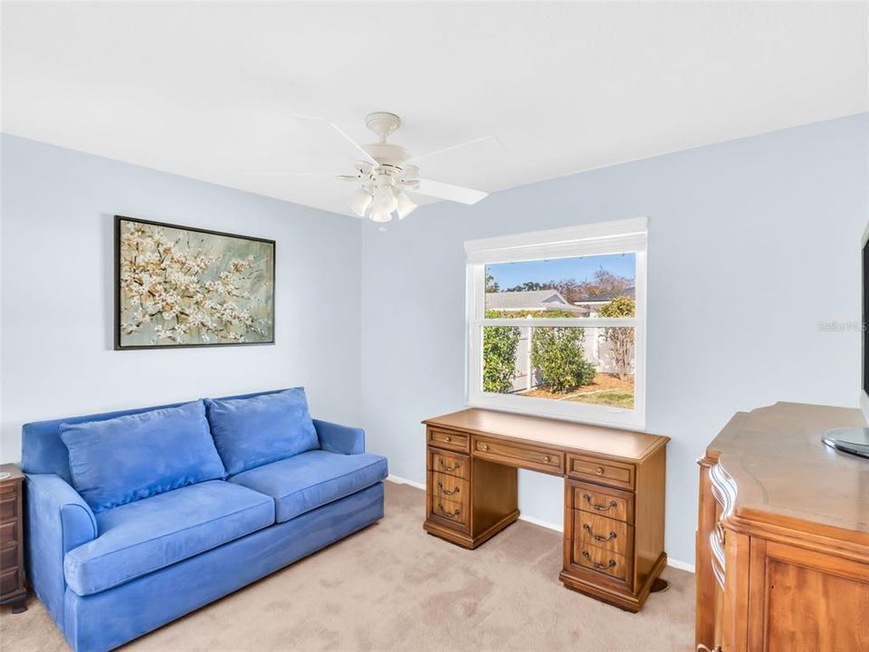 待售: $399,000 (2 贝兹, 2 浴室, 1200 平方英尺)