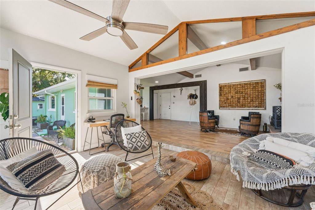 На продажу: $390,000 (3 спален, 3 ванн, 2256 Квадратных фут)