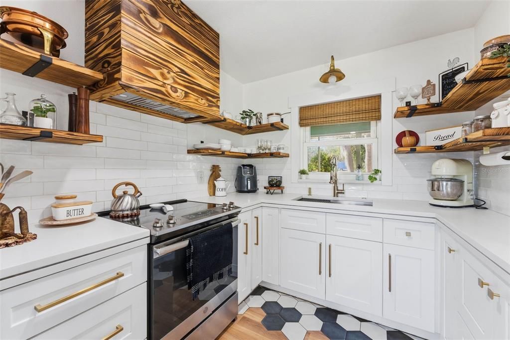 На продажу: $390,000 (3 спален, 3 ванн, 2256 Квадратных фут)