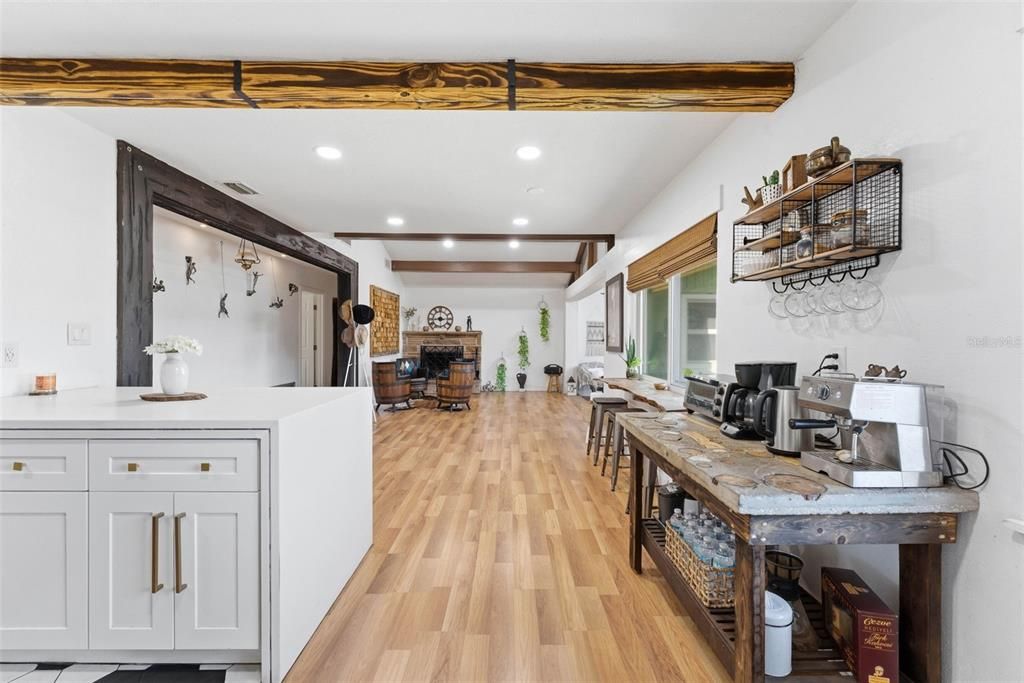 На продажу: $390,000 (3 спален, 3 ванн, 2256 Квадратных фут)