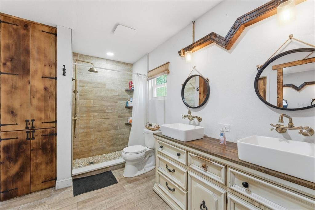 На продажу: $390,000 (3 спален, 3 ванн, 2256 Квадратных фут)