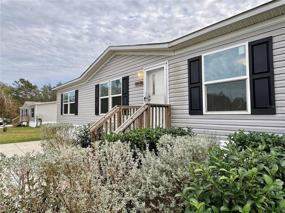 На продажу: $199,990 (4 спален, 2 ванн, 1475 Квадратных фут)