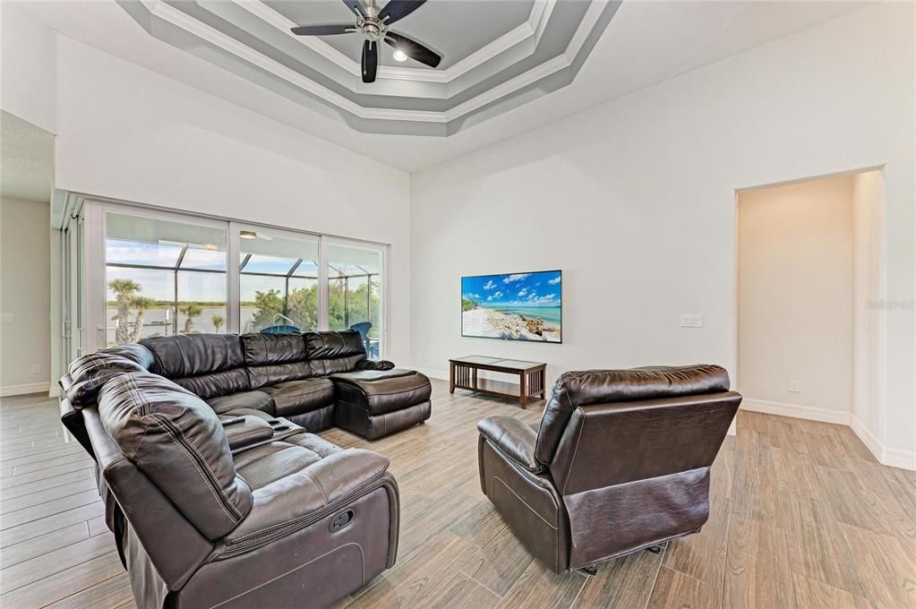 For Sale: $975,000 (4 beds, 2 baths, 2343 Square Feet)