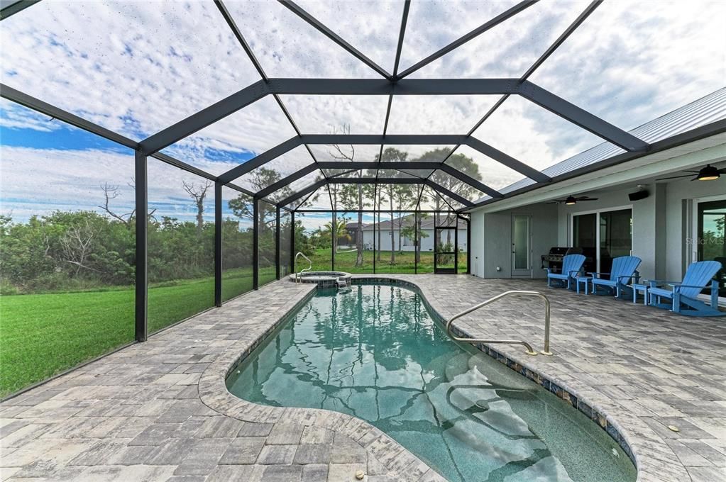 For Sale: $975,000 (4 beds, 2 baths, 2343 Square Feet)