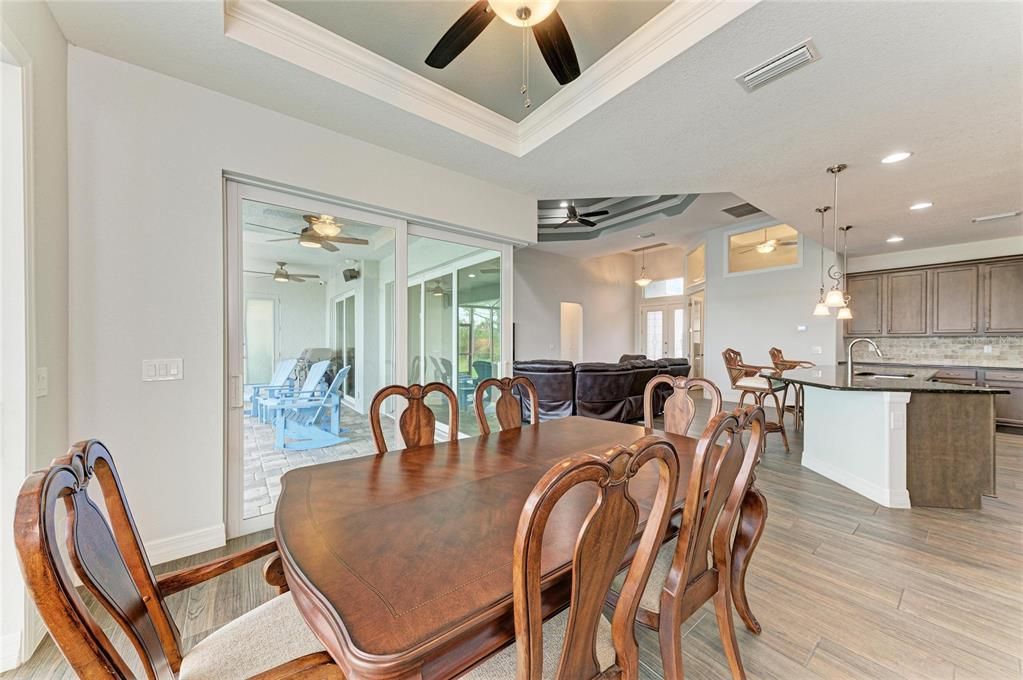 For Sale: $975,000 (4 beds, 2 baths, 2343 Square Feet)