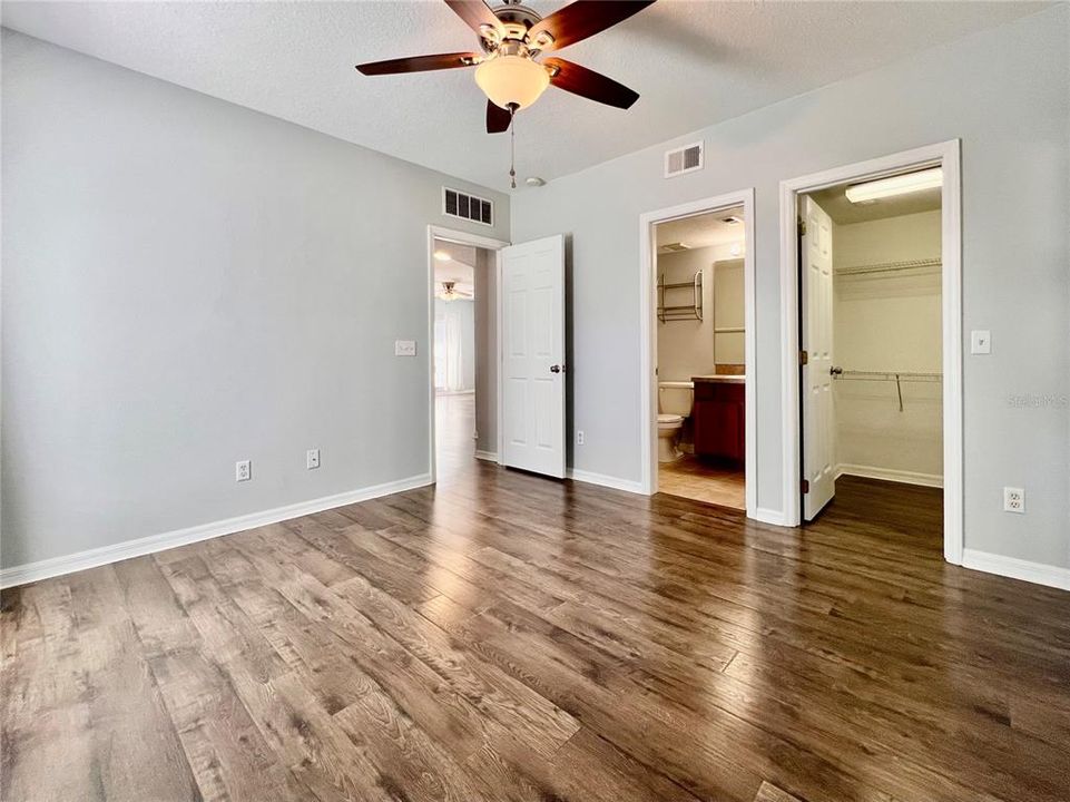 For Rent: $1,975 (2 beds, 2 baths, 1140 Square Feet)