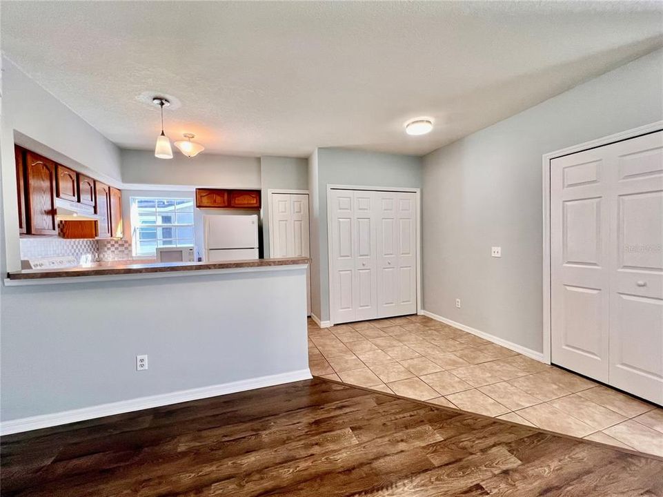 For Rent: $1,975 (2 beds, 2 baths, 1140 Square Feet)