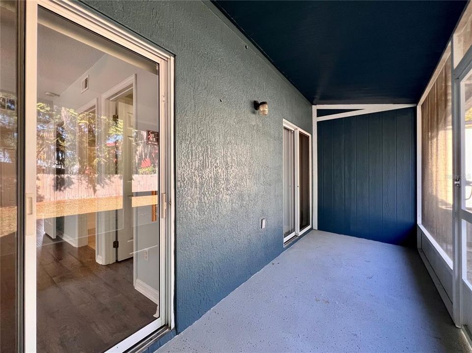 For Rent: $1,975 (2 beds, 2 baths, 1140 Square Feet)