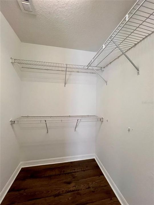 For Rent: $1,975 (2 beds, 2 baths, 1140 Square Feet)