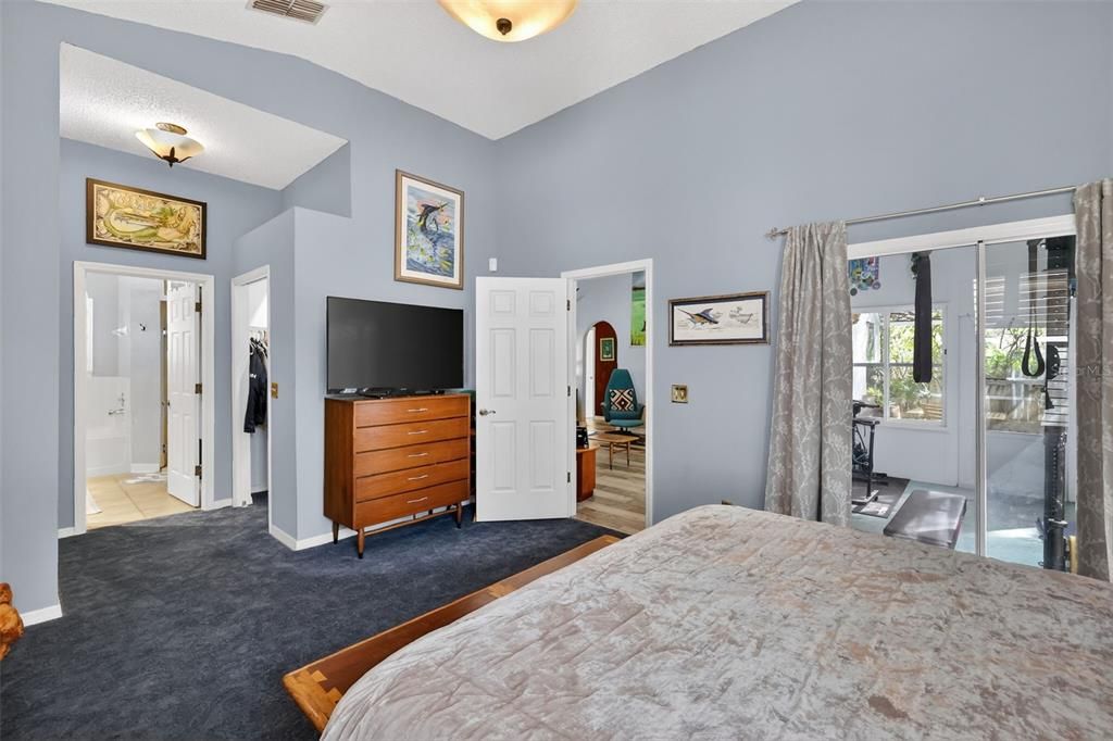 En Venta: $425,000 (3 camas, 2 baños, 1501 Pies cuadrados)