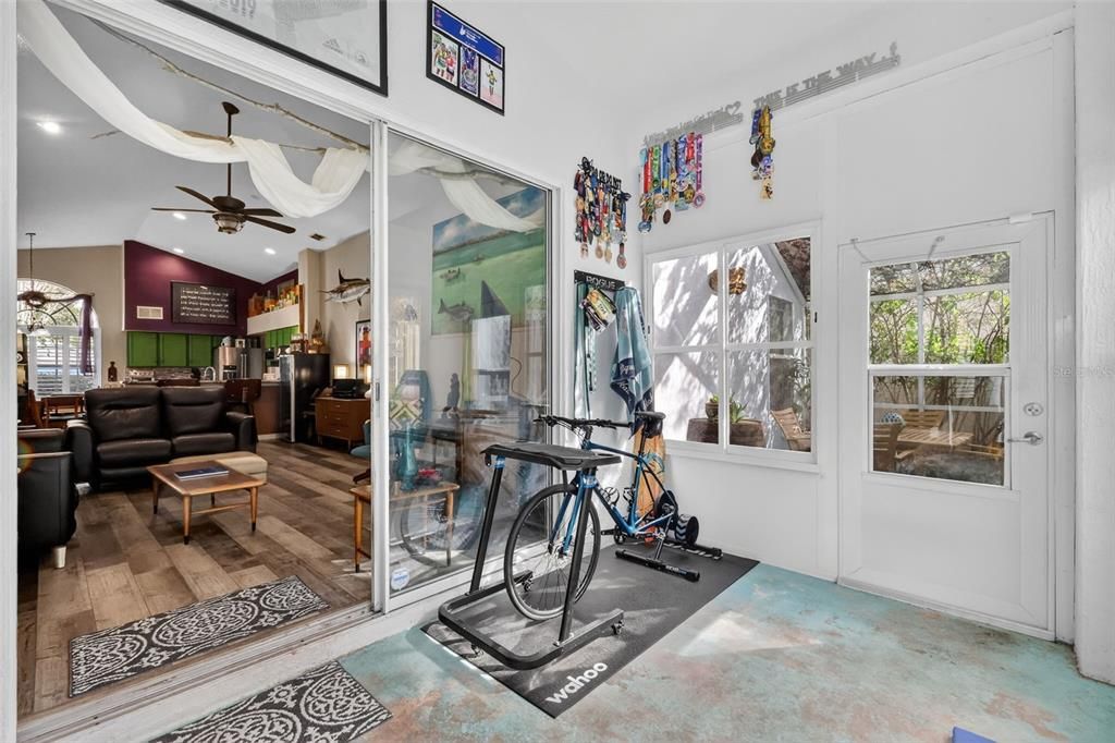 En Venta: $425,000 (3 camas, 2 baños, 1501 Pies cuadrados)