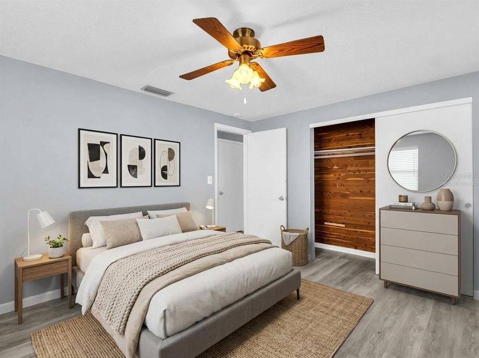 For Sale: $250,000 (2 beds, 2 baths, 1136 Square Feet)