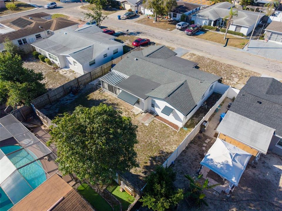 For Sale: $250,000 (2 beds, 2 baths, 1136 Square Feet)