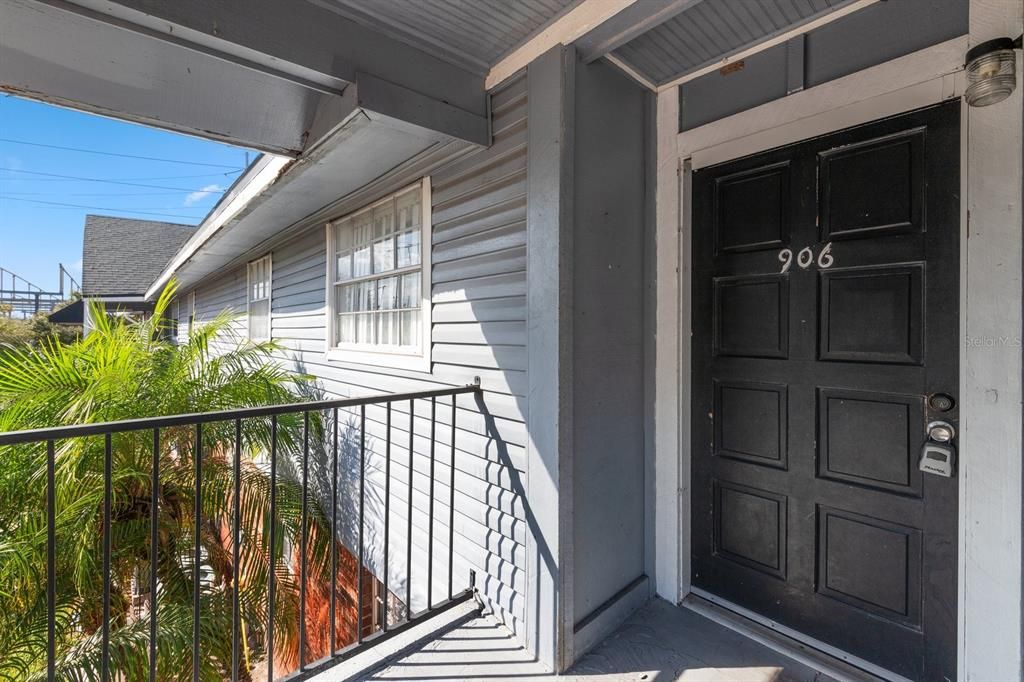 出租: $1,695 (2 贝兹, 2 浴室, 1306 平方英尺)