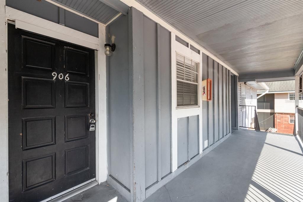 出租: $1,695 (2 贝兹, 2 浴室, 1306 平方英尺)