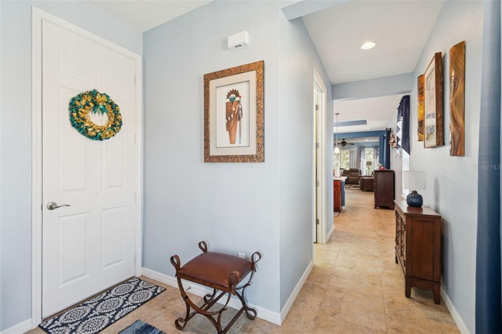 待售: $335,000 (2 贝兹, 2 浴室, 1719 平方英尺)