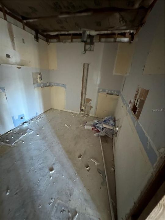 待售: $229,000 (2 贝兹, 2 浴室, 1010 平方英尺)