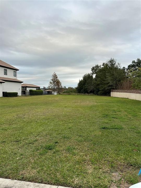 Recently Sold: $635,000 (1.55 acres)