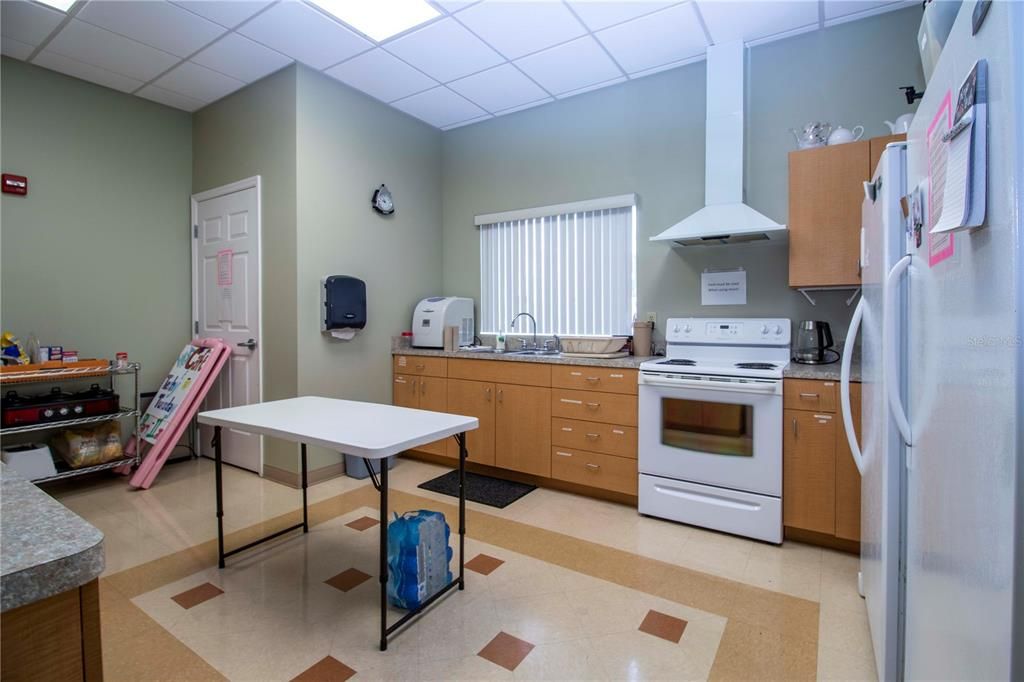 For Sale: $149,900 (3 beds, 2 baths, 1152 Square Feet)