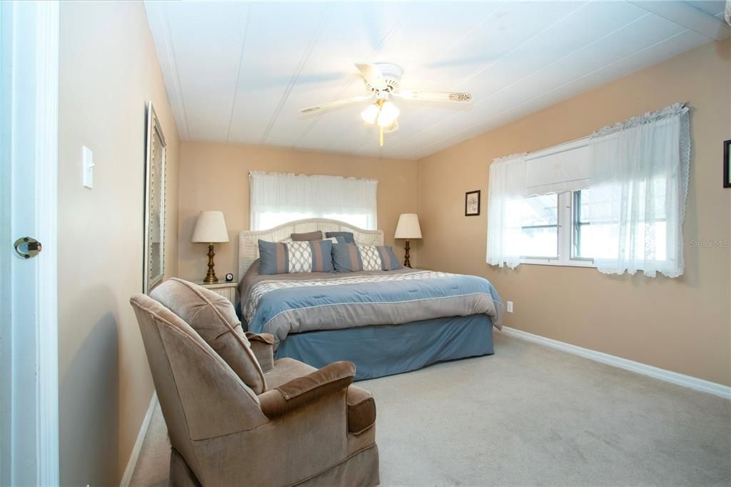 For Sale: $149,900 (3 beds, 2 baths, 1152 Square Feet)