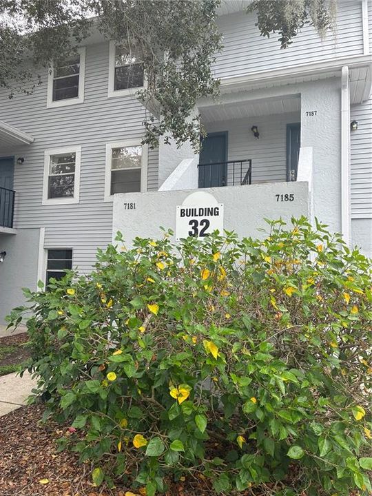 For Rent: $1,100 (1 beds, 1 baths, 504 Square Feet)