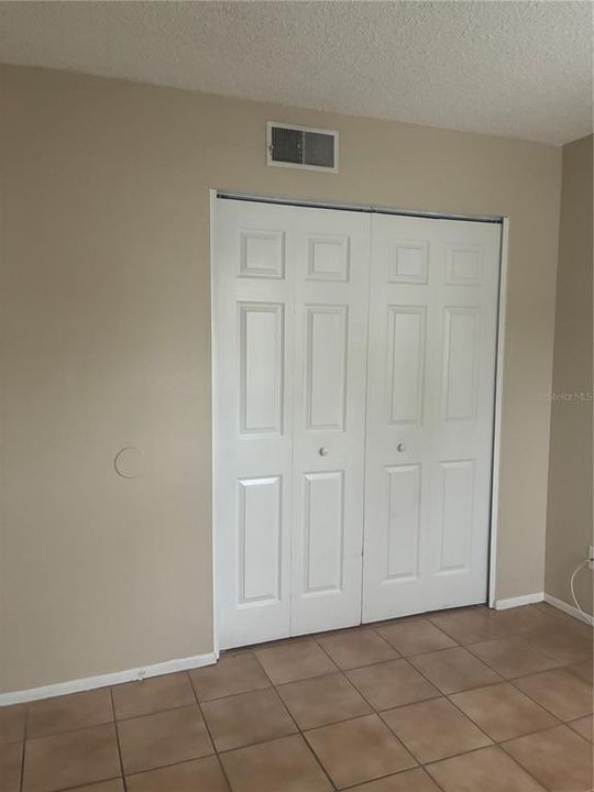 For Rent: $1,100 (1 beds, 1 baths, 504 Square Feet)