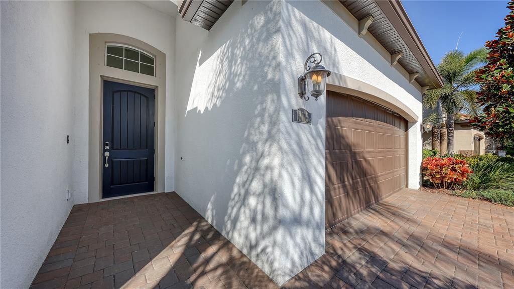 En Venta: $609,900 (3 camas, 2 baños, 2053 Pies cuadrados)