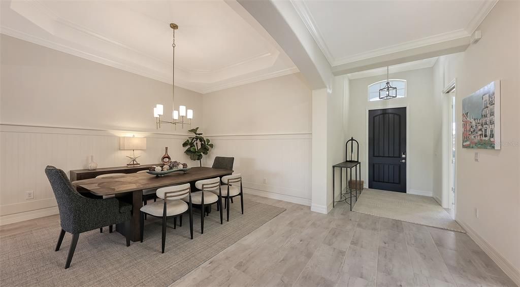 En Venta: $609,900 (3 camas, 2 baños, 2053 Pies cuadrados)