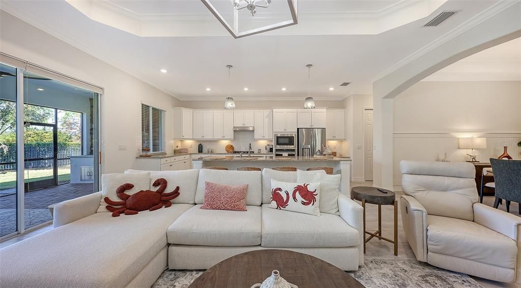 En Venta: $609,900 (3 camas, 2 baños, 2053 Pies cuadrados)