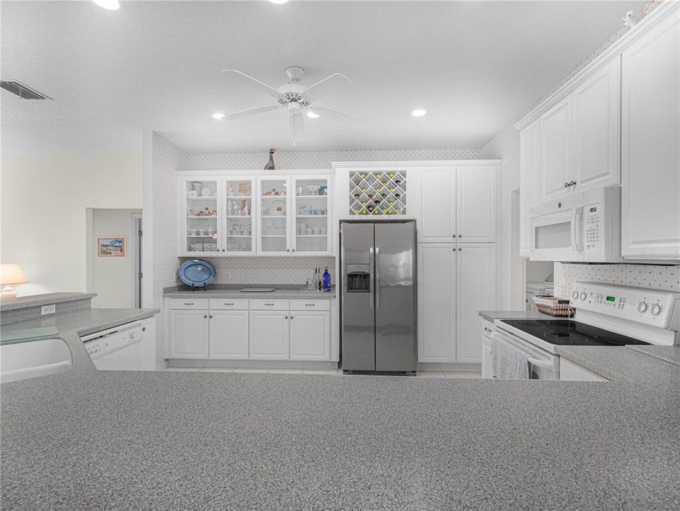 En Venta: $379,900 (3 camas, 2 baños, 2120 Pies cuadrados)