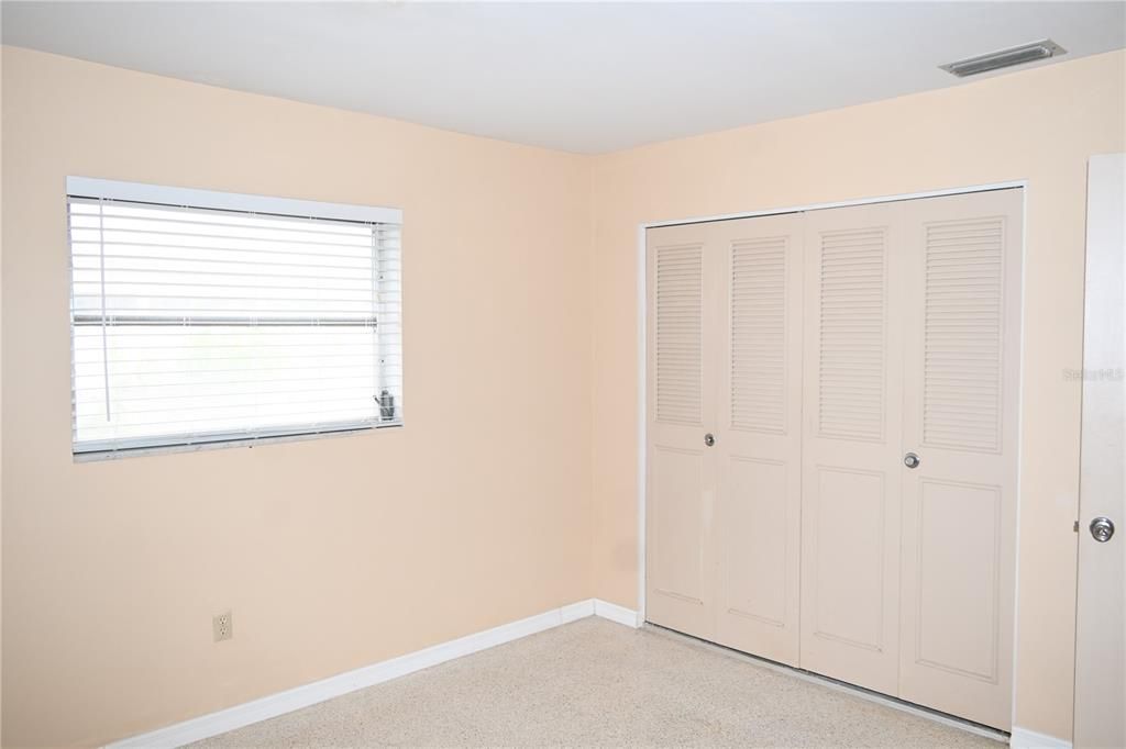 待售: $299,999 (3 贝兹, 2 浴室, 1120 平方英尺)