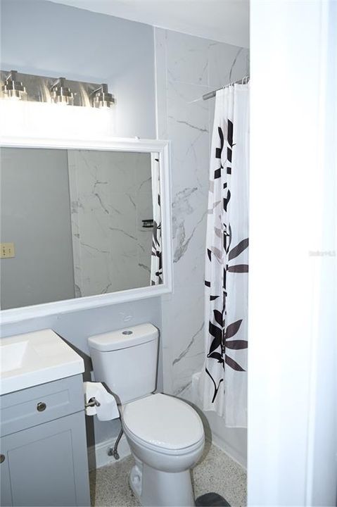 待售: $299,999 (3 贝兹, 2 浴室, 1120 平方英尺)