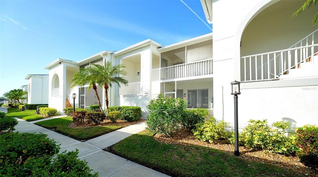 En Venta: $329,000 (2 camas, 2 baños, 1333 Pies cuadrados)