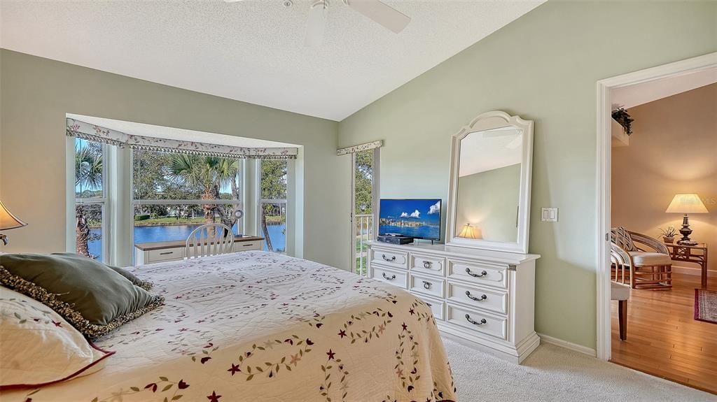 En Venta: $329,000 (2 camas, 2 baños, 1333 Pies cuadrados)