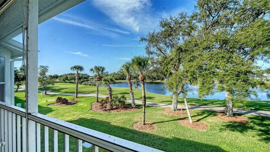 En Venta: $329,000 (2 camas, 2 baños, 1333 Pies cuadrados)