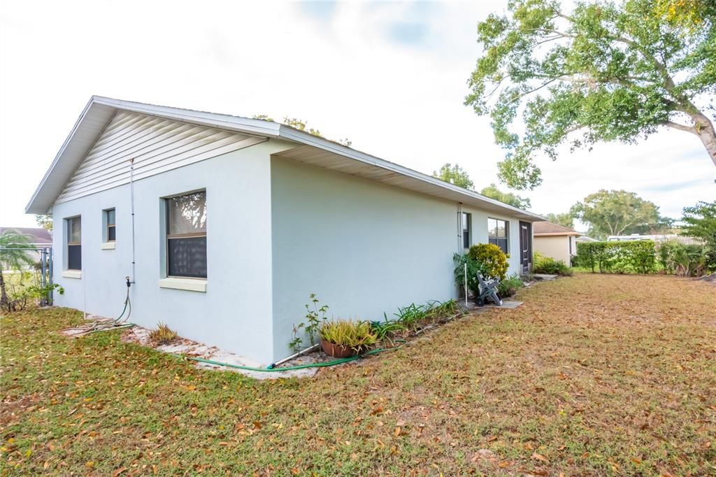 На продажу: $265,000 (3 спален, 2 ванн, 1268 Квадратных фут)