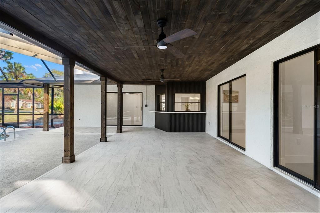 For Sale: $484,500 (3 beds, 3 baths, 2419 Square Feet)