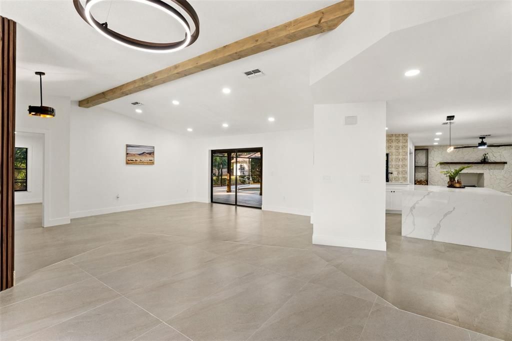 For Sale: $484,500 (3 beds, 3 baths, 2419 Square Feet)