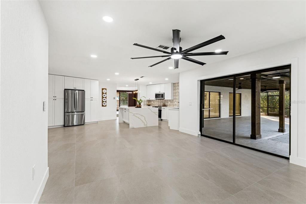 For Sale: $484,500 (3 beds, 3 baths, 2419 Square Feet)