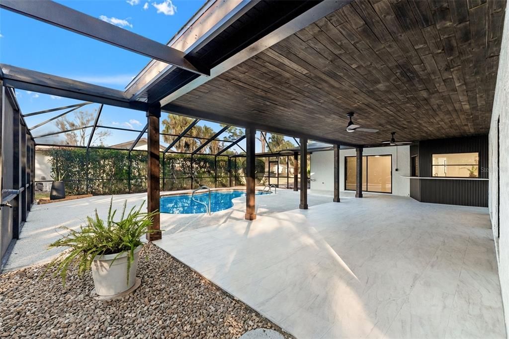 For Sale: $484,500 (3 beds, 3 baths, 2419 Square Feet)