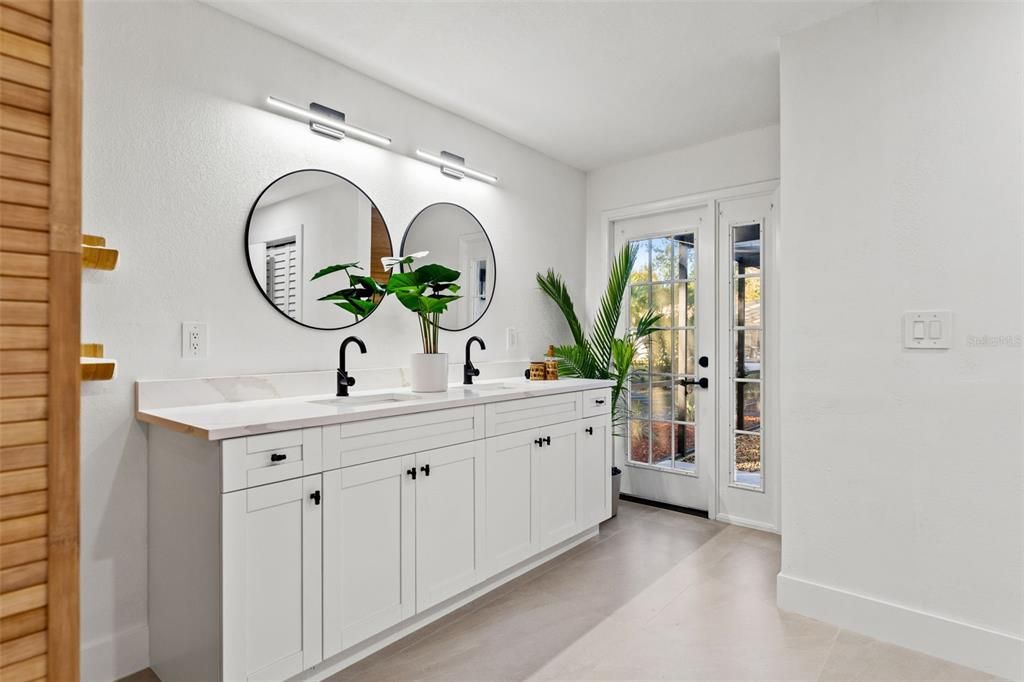 For Sale: $484,500 (3 beds, 3 baths, 2419 Square Feet)