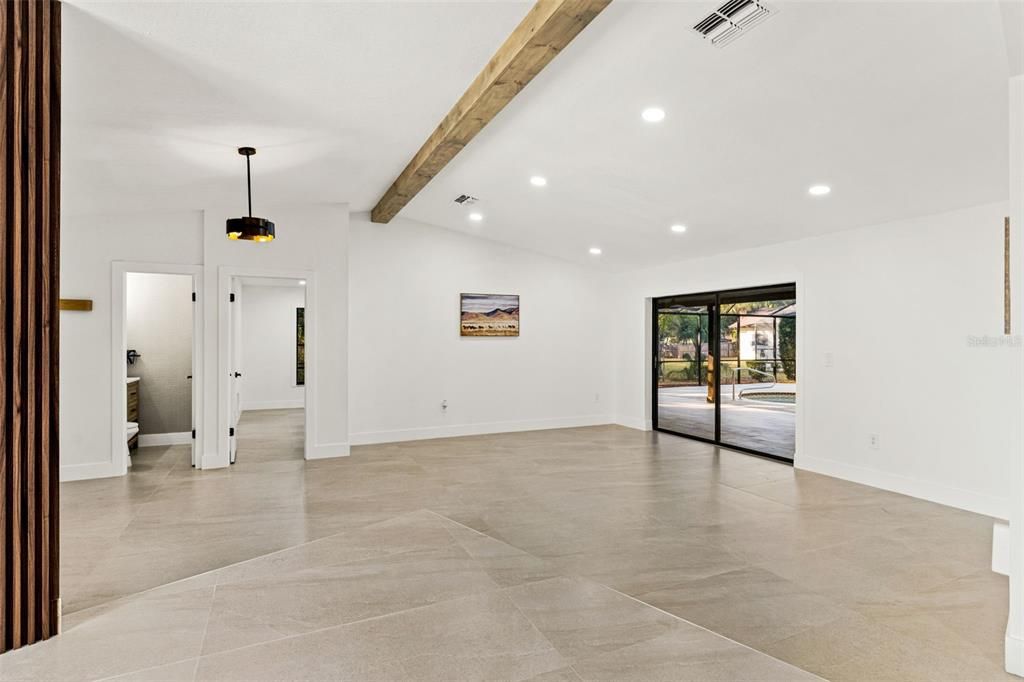 For Sale: $484,500 (3 beds, 3 baths, 2419 Square Feet)