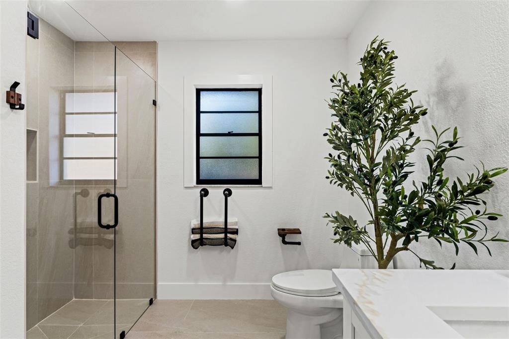 For Sale: $484,500 (3 beds, 3 baths, 2419 Square Feet)