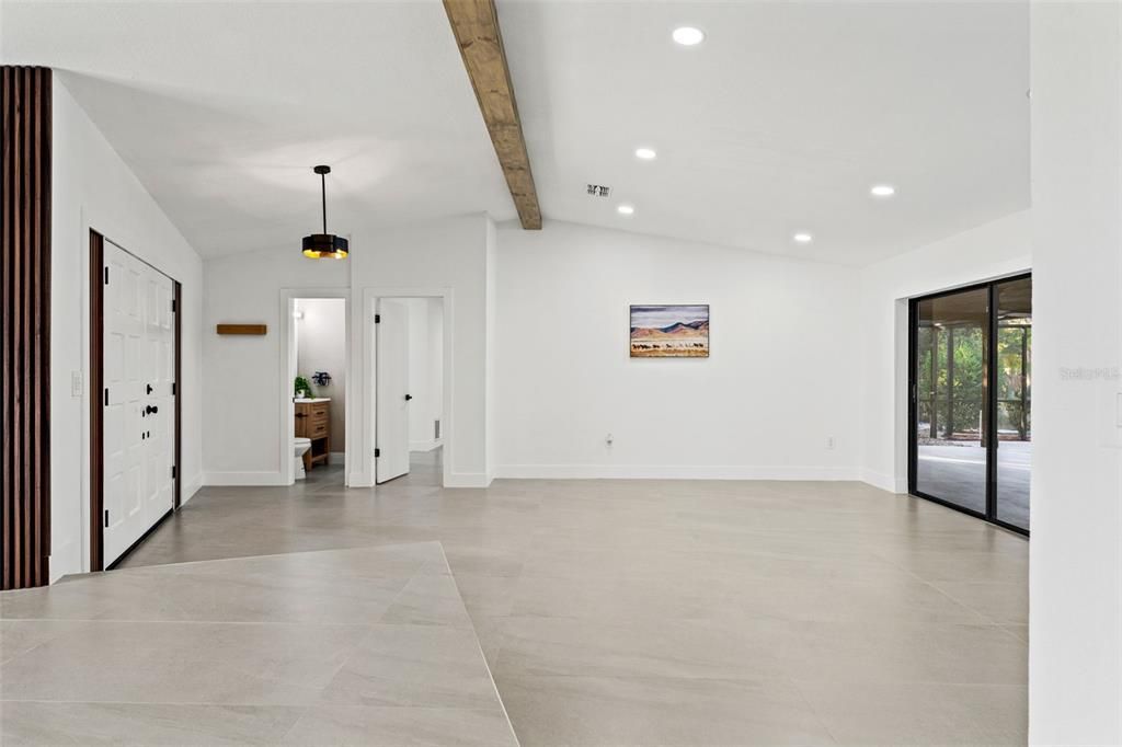 For Sale: $484,500 (3 beds, 3 baths, 2419 Square Feet)