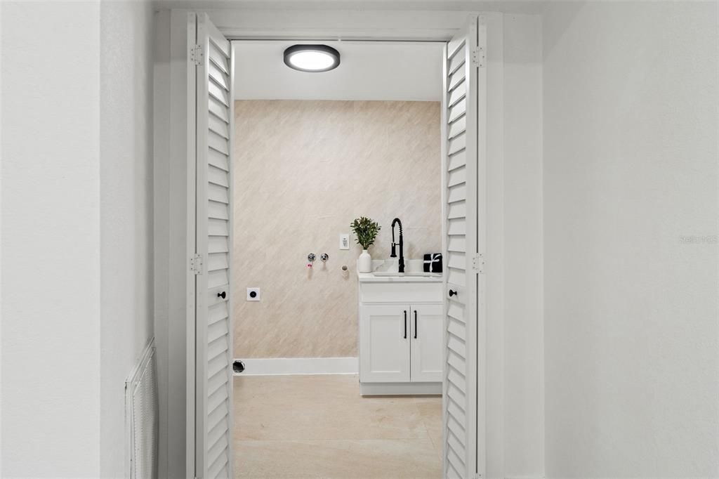 For Sale: $484,500 (3 beds, 3 baths, 2419 Square Feet)