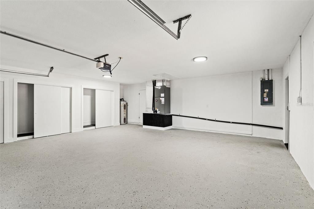 For Sale: $484,500 (3 beds, 3 baths, 2419 Square Feet)